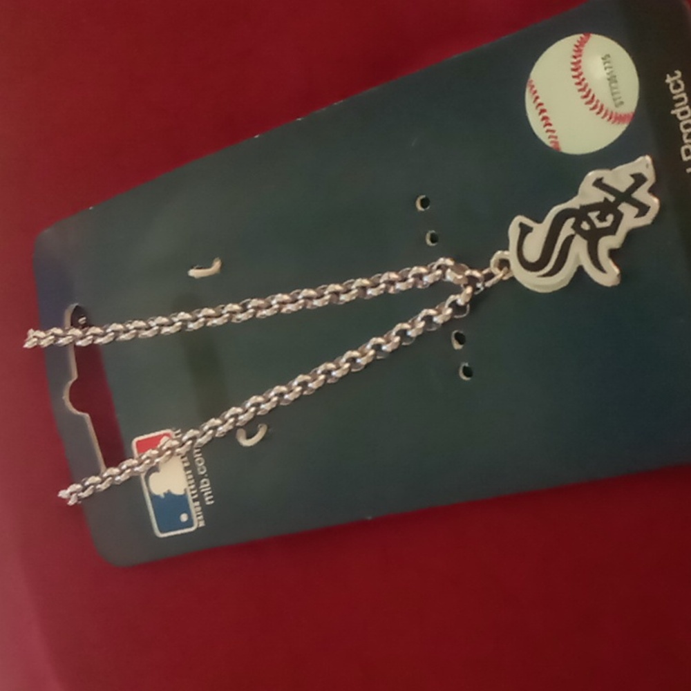 Stainless steel rolo chain Chicago White Sox MLB necklace 22 in long